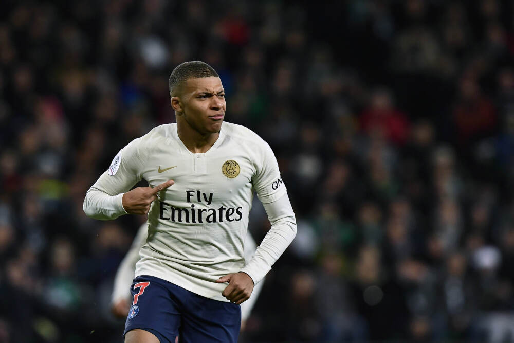 工业经济持续向优向新发展（锐财经）